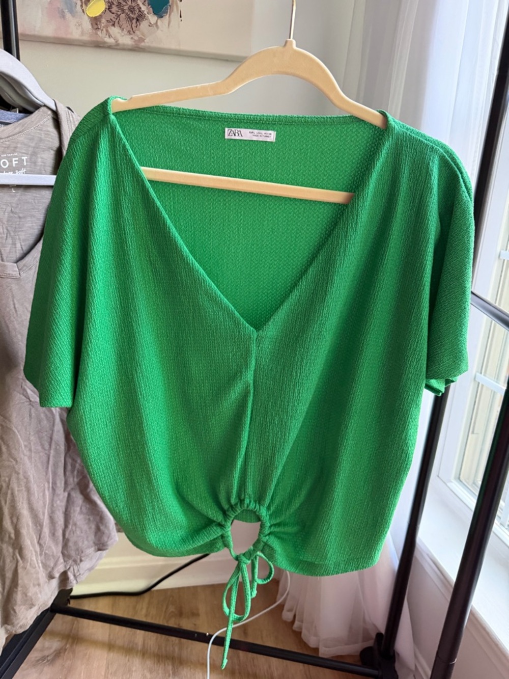 ZARA Bright Green V-Neck Tie-Front Crop Top